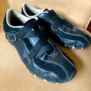 Skechers Womens 9 1/2